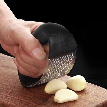Stainless Steel Garlic Press & Masher – Heavy Duty Manual Kitchen Tool